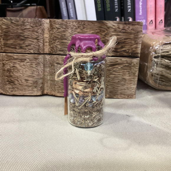 Spell Charm Bottle ~ Focus